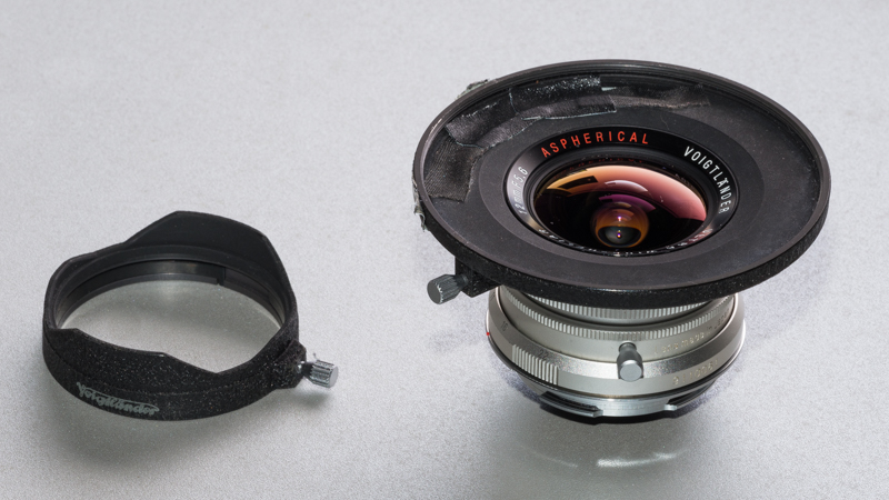 12mm 5.6 voigtländer ultra wide heliar filter adapter