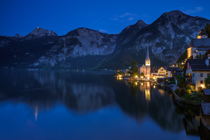 batis 18mm 2.8 sony e zeiss a7 distortion hallstatt austria lake reflection sunstar sunstars