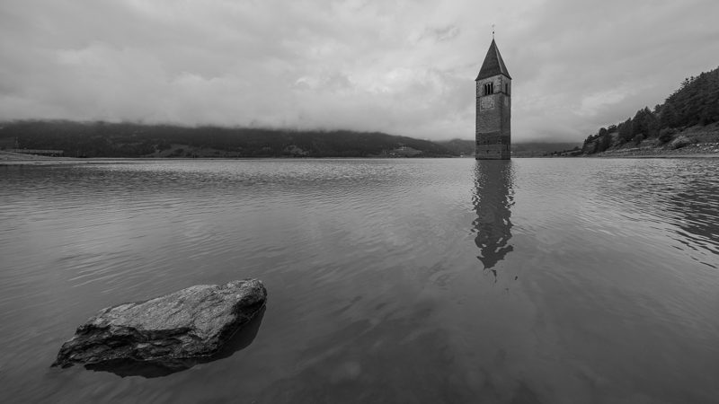 voigtlander hyper wide heliar 10mm 5.6 stuttgart sony e a7 hallstatt austria italy resie reschensee reschenpass reflection church