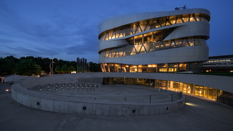 sony a7 a7rii a7rm2 laowa venus optics zero distortion wide angle 12mm 2.8 fast coma bokeh mercedes museum stuttgart