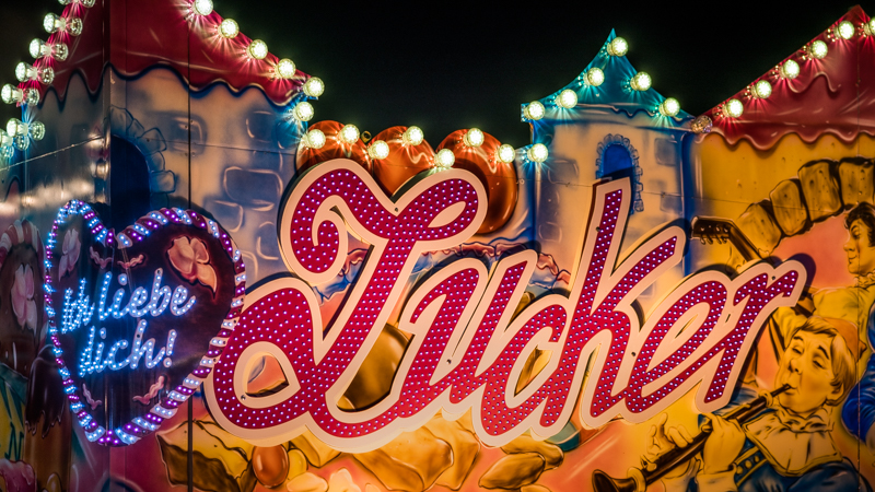 nikon nikkor manual focus ed 180mm ai ais ai-s tele lens fast sony a7r a7 a7ii a7s a7rii mark 2 series wasen stuttgart bad cannstatt volksfest wiesen vasen