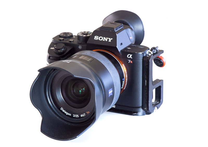 sony batis 25mm