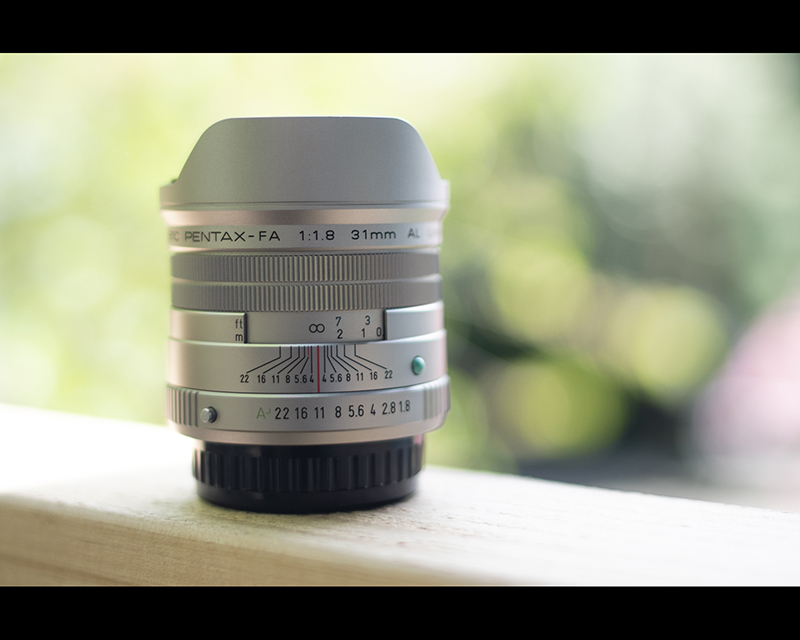 ＰＥＮＴＡＸ　ＨＤ　ＦＡ３１ｍｍ　Ｆ１．８ＬＩＭＩＴＥＤ　ＳＩＬＶＥＲ