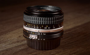 Objectif Nikon Nikkor 50mm F/1.4 - Focale Fixe, Très Bon état