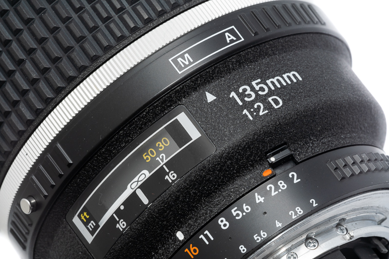 nikon af af-d 135mm 2.0 defocus control dc ed if sharpness review contrast resolution 42mp 61mp 24mp vignetting coma bokeh build quality flare resistance