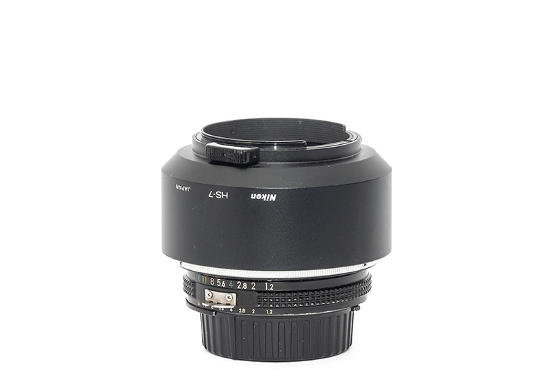 nikon 58mm 1.2 ai ai-s f/1.2 noct fast 1977 reportage press review 42mp sony nikon z 61mp z6 z7 z8 z9 a7riv a7rv contrast sharpness bokeh vignetting portrait coma