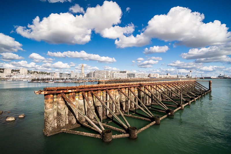 tokina 17mm 3.5 af at-x pro auto focus wide angle ultra review architecture 42mp 61mp sony a7riv a7rv sharpness contrast vignetting compact nikon d700 d800 d810 d850 d780 fm fe f3 f f5 z6 z7 z8 zf