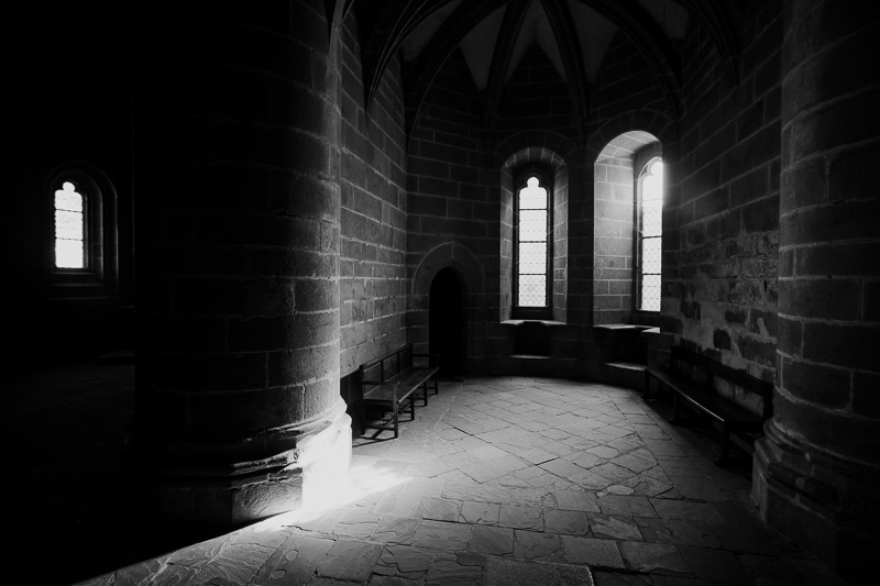 tokina 17mm 3.5 af at-x pro auto focus wide angle ultra review architecture 42mp 61mp sony a7riv a7rv sharpness contrast vignetting compact nikon d700 d800 d810 d850 d780 fm fe f3 f f5 z6 z7 z8 zf