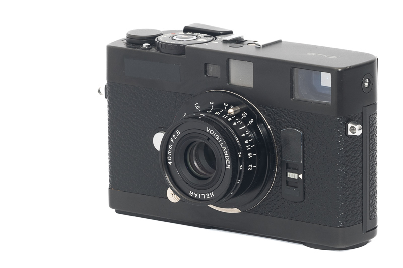 voigtländer 40mm 2.8 heliar leica review contrast sharpness vignetting 24mp m10 42mp m11 resolution cosina