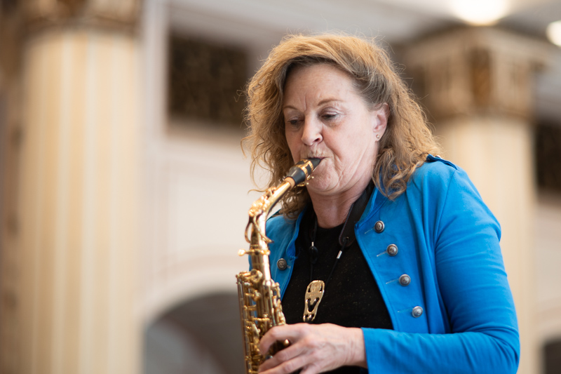 nikon 105mm 1.8 ai ai-s f/1.8 tele fast 1981 1980 reportage press review 42mp sony nikon z 61mp z6 z7 z8 z9 a7riv a7rv contrast sharpness bokeh vignetting