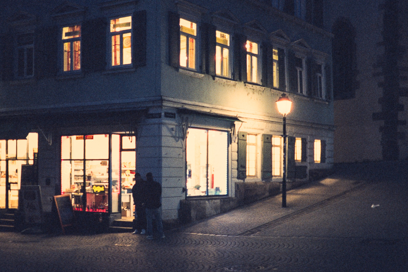 ektachrome kodak 320t tungsten slide film germany tübingen deutschland review nikon f analogue film hamburg germany f80