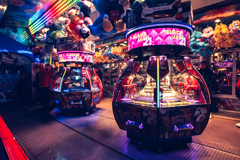 fuji fujifilm fujichrome slide film provia 400f wasen wiesen kirmes frühlingsfest review nikon f analogue film hamburg germany f80 nikon af-s 20mm 1.8G