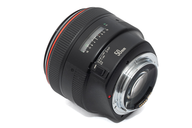 review canon ef 50mm 1.0 l usm 1.0l world's fastest AF autofocus lens contrast resolution 42mp 24mp 61mp analogue contrast bokeh vignetting