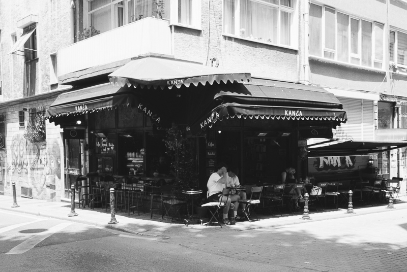 fuji fujifilm neopan acros 100 2 II expired black white bw sw schwarz weiss weiß nikon 35ti