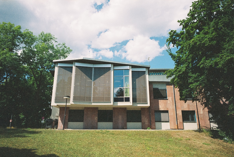 kodak royal supra 400 color negative film germany stuttgart deutschland review nikon f analogue film hexar rf