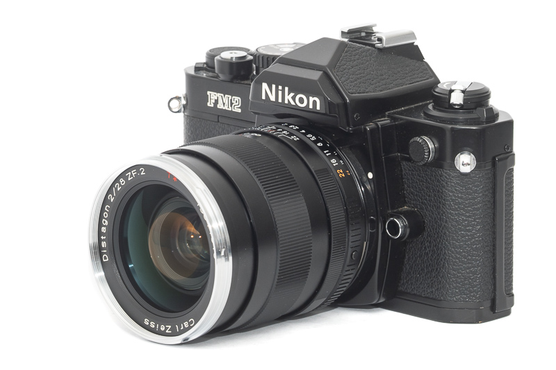 zeiss 28mm 2.0 milvus classic t* germany german high resolution bokeh portrait sharpness resolution lateral ca chromatic aberration aberrations zf z6 z6iii z8 z9 z7 z7ii z6ii 24mp 42mp 61mp zf.2 ze
