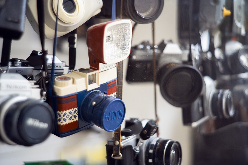 omnar bertele sonnar flb review leica m10 m11 m9 42mp 24mp cinematic contrast sharpness rendering bokeh 50mm 2.0 film analogue focus shift skyllaney