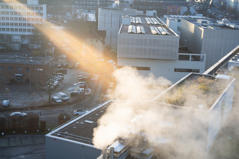 omnar bertele sonnar flb review leica m10 m11 m9 42mp 24mp cinematic contrast sharpness rendering bokeh 50mm 2.0 film analogue focus shift skyllaney