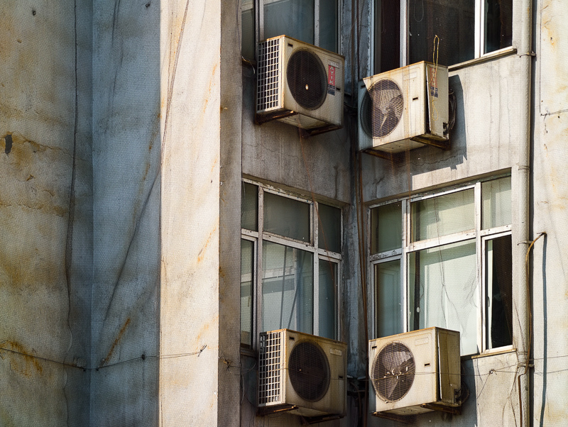 vivo x200 ultra review bokeh sharpness contrast vignetting comparison 50mp 200mp EXTENDER zeiss 2.35x 2,35 200mm