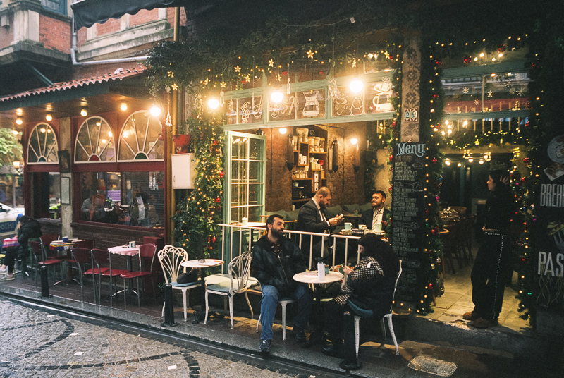 thypoch simera 28mm 1.4 fast wide angle leica m10 m11 m9 m8 m10r review 42mp 24mp 61mp contrast sharpness bokeh vignetting