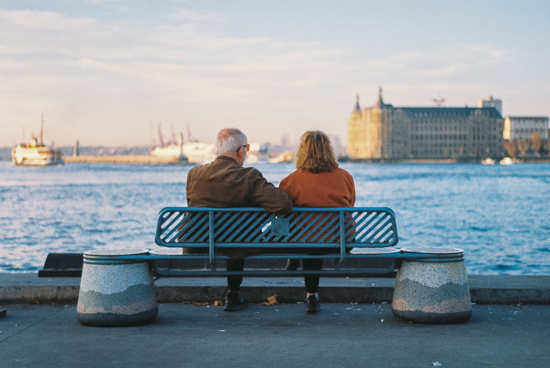 omnar bertele sonnar flb review leica m10 m11 m9 42mp 24mp cinematic contrast sharpness rendering bokeh 50mm 2.0 film analogue focus shift skyllaney