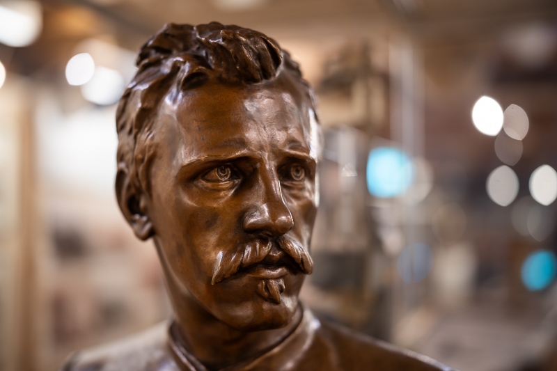 songraw 50mm 1.2 moonlit sony fe gm fullframe fastest lens contrast resolution 33mp 42mp 61mp sharpness vignetting a7riv a7rv a9 bokeh portrait z6 z7 z8 z9 zf z6iii nikon