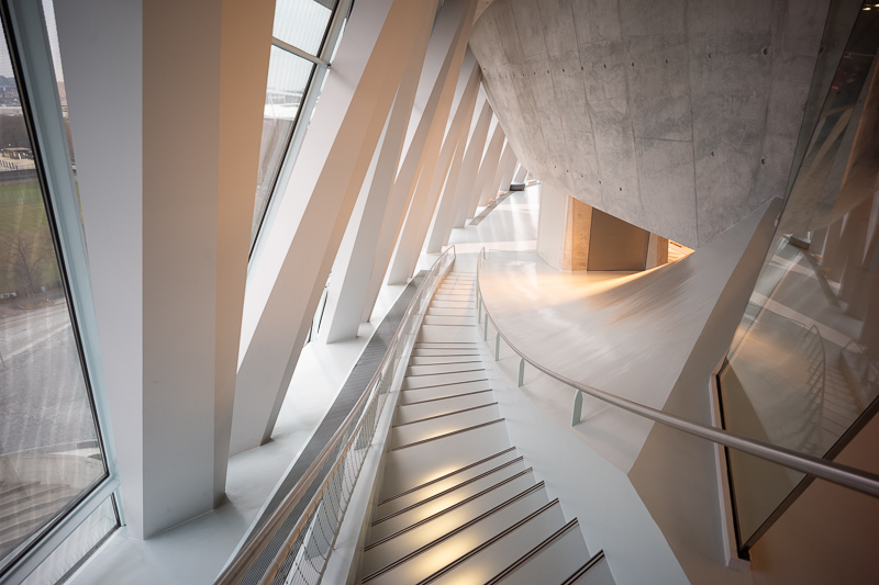 thypoch ksana epoch 73 coating 21mm 3.5 compact leica m10 m11 m9 m8 m10r review 42mp 24mp 61mp contrast sharpness bokeh vignetting limited