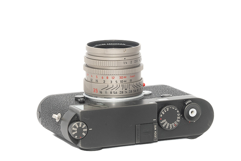 light lens lab 35mm 1.4 nine element 9/5 double aspherical aa dual review leica m10 m11 m9 42mp 24mp cinematic contrast sharpness rendering bokeh film analogue