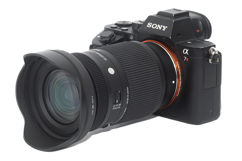 sigma 20-200mm 3.5-6.3 dg dn c contemporarly e fe l superzoom mega zoom 10x small review sharpness contrast bokeh coma vignetting 42mp 63mp sony a7 a7rii a7iii a7riv a7rv a7iv a1 a9 a9ii