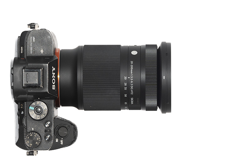 sigma 20-200mm 3.5-6.3 dg dn c contemporarly e fe l superzoom mega zoom 10x small review sharpness contrast bokeh coma vignetting 42mp 63mp sony a7 a7rii a7iii a7riv a7rv a7iv a1 a9 a9ii
